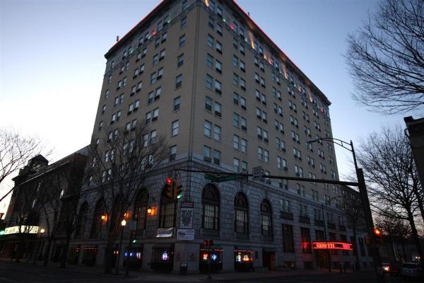 BW SURE STAY GENETTI (South Williamsport)